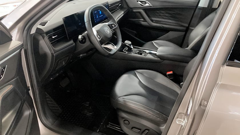 Bild 4 av MG HS PHEV LUX 1.5T AT (BLACK)