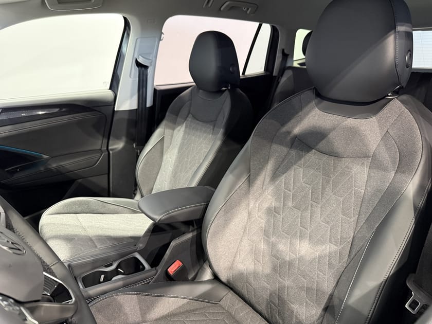 Bild 4 av Volkswagen Tayron eHybrid *DEMO* LIFE 1.5 / DRAG