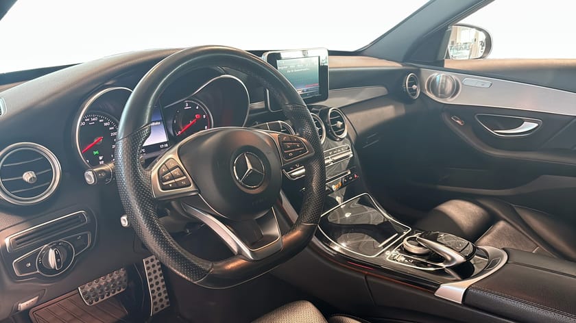 Bild 4 av Mercedes-Benz C 220 T d 220D AMG / Drag / Burmester / Läder