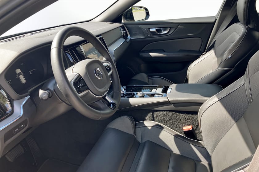 Bild 5 av Volvo V60 T6 Plus Dark Edition