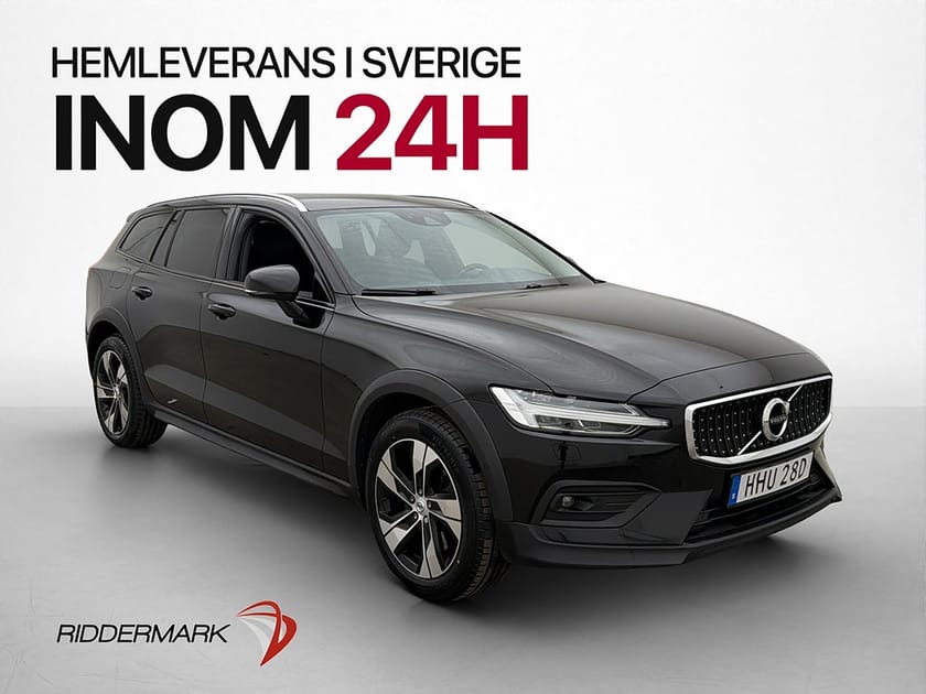 Bild 1 av Volvo V60 Cross Country B4 AWD Momentum 197hk Drag
