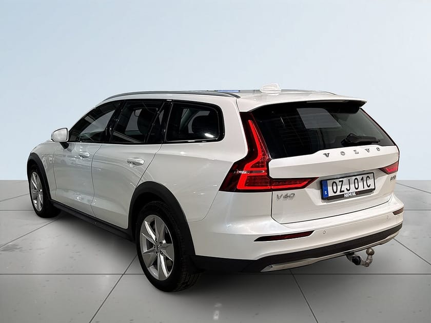 Bild 5 av Volvo V60 Cross Country B4 AWD Drag GPS Skinn Kamera Pvärm S/V-hjul