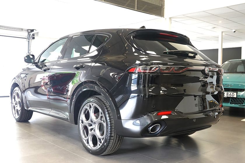 Bild 2 av Alfa Romeo Tonale Plug-in-Hybrid 280hk Q4 Veloce PHEV / SE UTRUSTNING