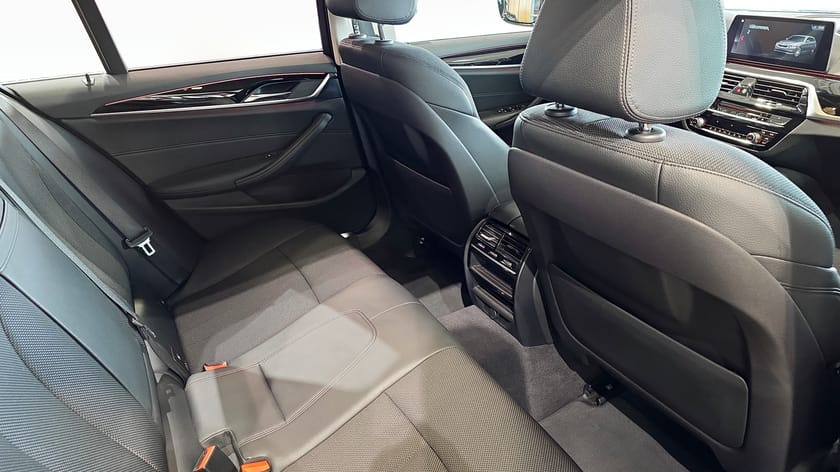 Bild 5 av BMW 520i Touring | | | Dragkrok
