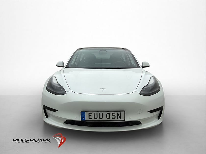 Bild 3 av Tesla Model 3 Standard Range Autopilot Svensksåld MOMS