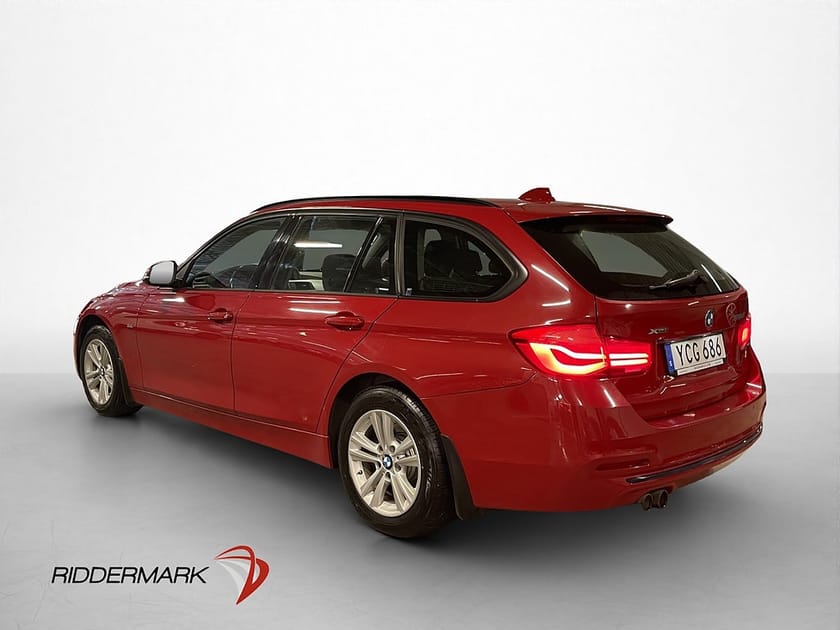 Bild 4 av BMW 320d xDrive Touring 320 Sport line Hifi Rattvärme P-Sensorer Drag