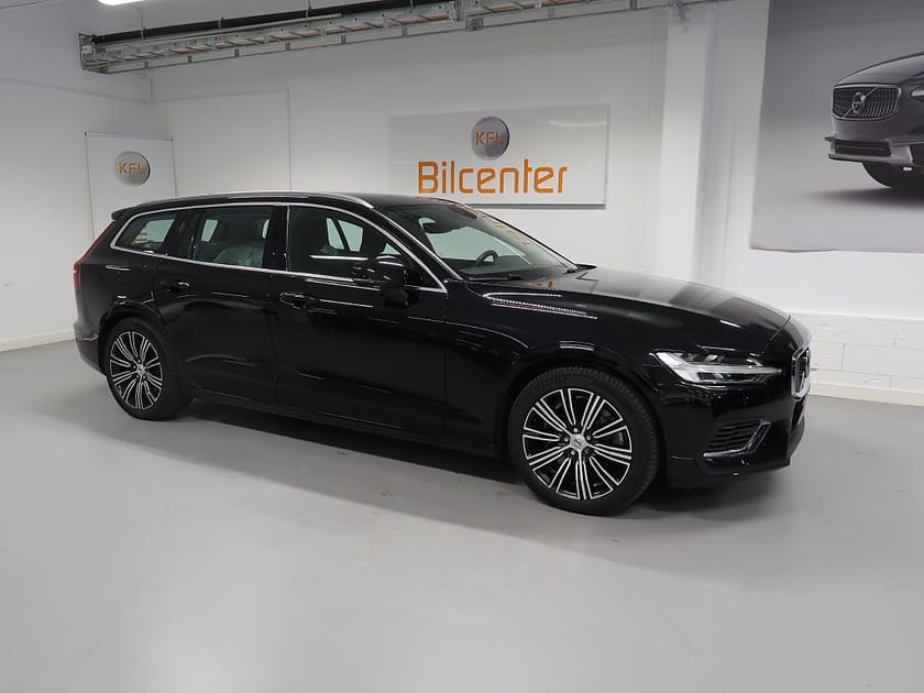 Bild 4 av Volvo V60 Recharge T6 AWD *Long Range* V-Däck ingår Drag-Kamera-K