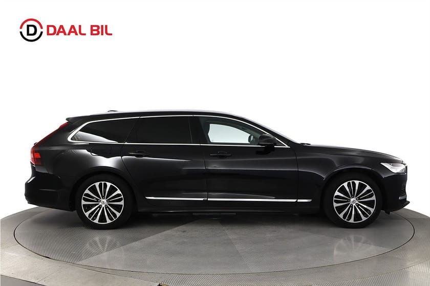 Bild 5 av Volvo V90 RECHARGE T6 AWD 18,8 kWh 350HK CORE DRAG B-KAM NAVI
