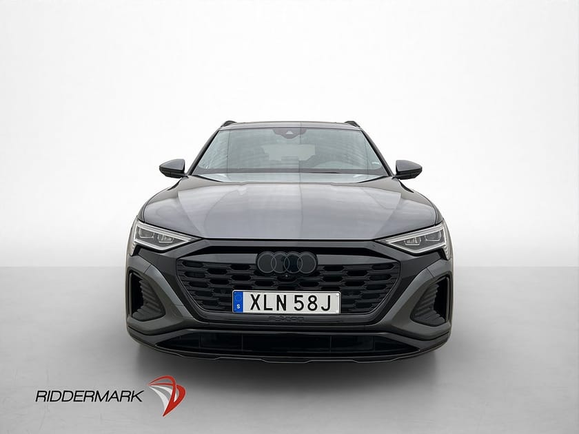 Bild 3 av Audi Q8 55 e-tron quattro q8-e-tron Q S line Luft Matrix Pano B&O Drag MOMS