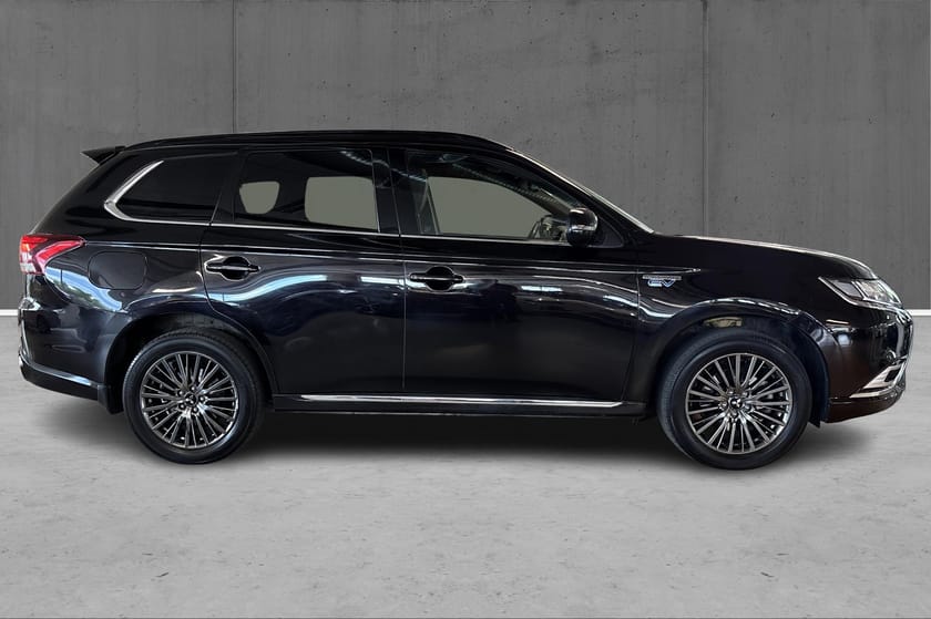 Bilde 3 av Mitsubishi Outlander PHEV 4X4 S-Edition Soltak, Skinn, H.feste