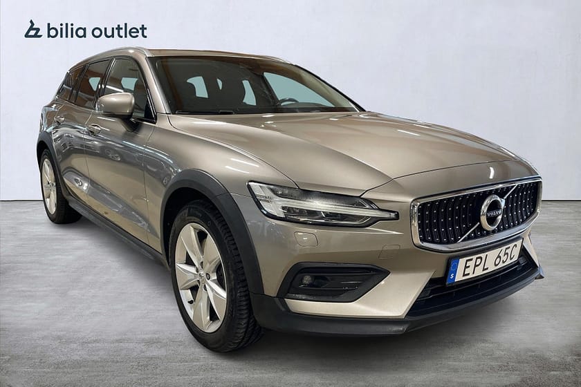 Bild 4 av Volvo V60 Cross Country B4 AWD Advanced SE Harman Kardon / B-Kamera / Keyless