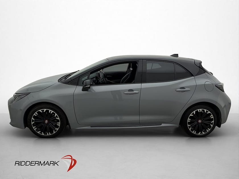 Bild 2 av Toyota Corolla Hybrid 122hk GR Sport Kamera Rattvärme Navi