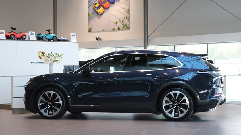 Bild 4 av Porsche Cayenne Electric