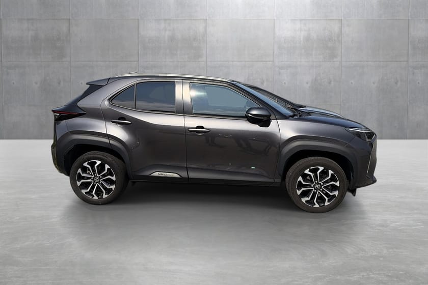 Bilde 2 av Toyota Yaris Cross Hybrid AWD-i 1,5 Active Tech