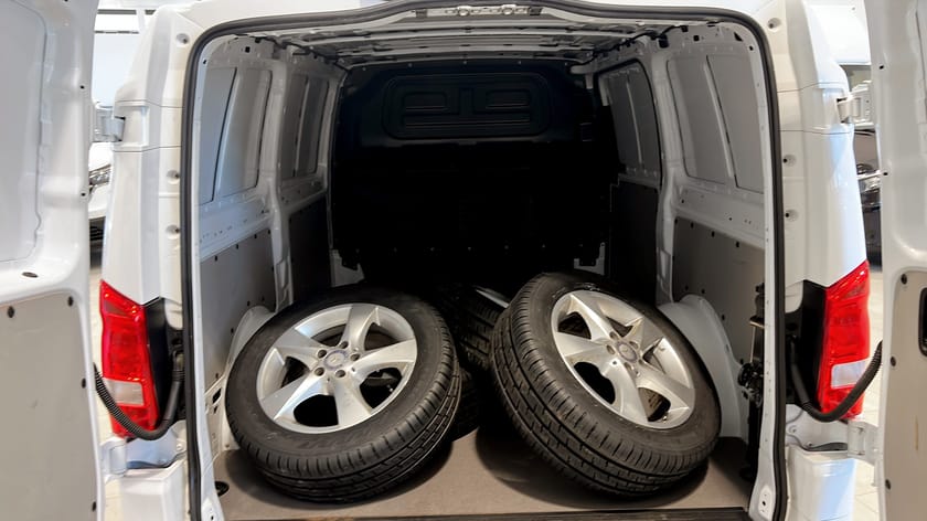 Bild 4 av Mercedes-Benz Vito 119 CDI 4x4 3.0t 9G-Tronic 190HK