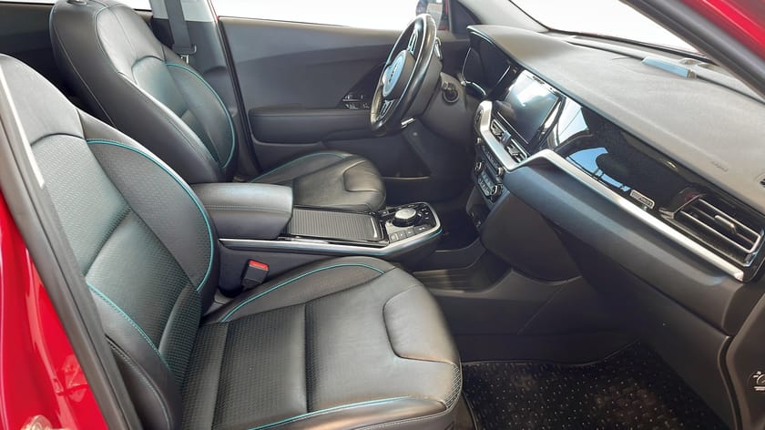 Bild 3 av Kia e-Niro 64kWh 204hk Advance Plus Tech Pack JBL Taklucka