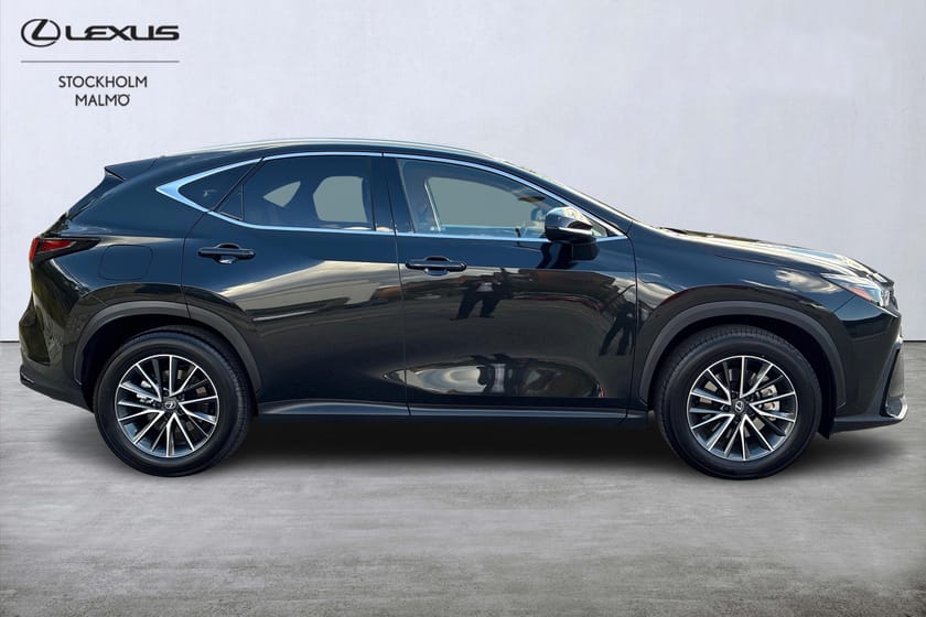 Bild 5 av Lexus NX 450h+ Business Plus Skinn P-Värmare Drag Carplay