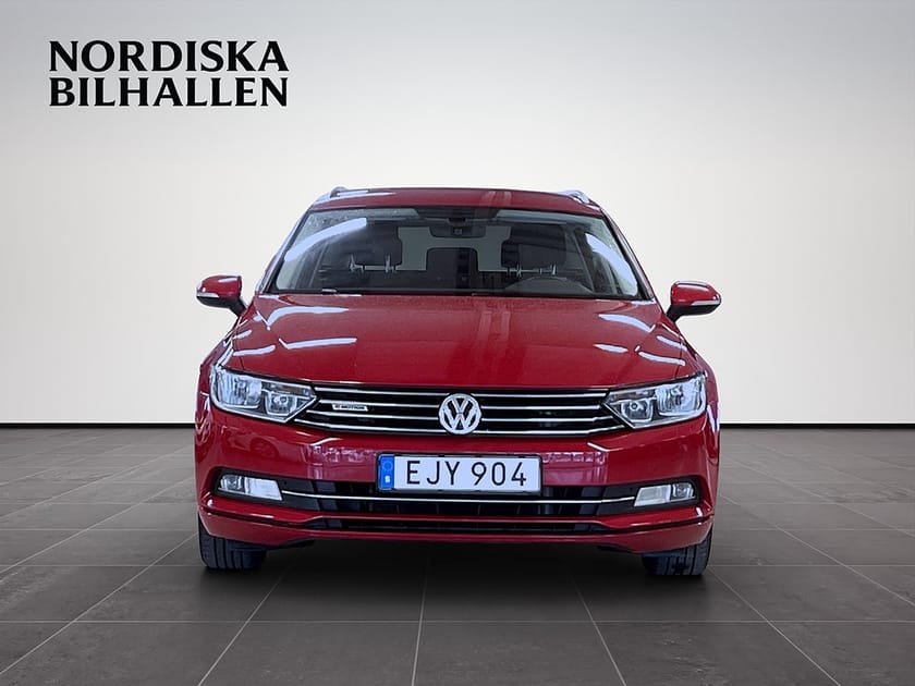 Bild 2 av Volkswagen Passat Sportscombi 2.0 TDI DPF BMT 4Motion Dragkrok Bluetooth