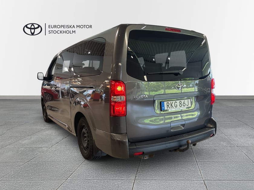 Bild 2 av Toyota Proace Verso 2.0 D AUT SHUTTLE 9-SITS - V-HJUL/MOMS