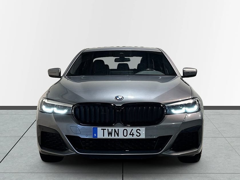 Bild 2 av BMW 530e xDrive Sedan M Sport Drag H/K GPS Kamera SoV MOMS