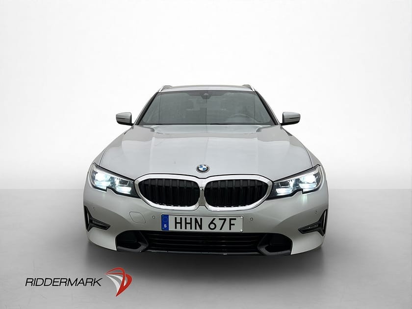 Bild 2 av BMW 320i Touring 184hk Sport line HiFi Navigation CarPlay