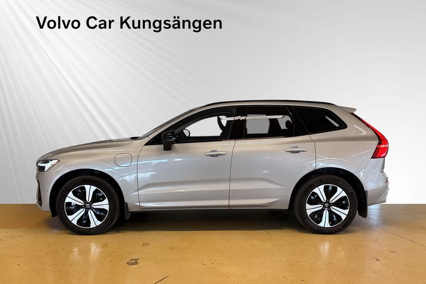 Bild 3 av Volvo XC60 T6 Plus Dark Nordic Edt DRAG/HARMAN/HUD/PANO