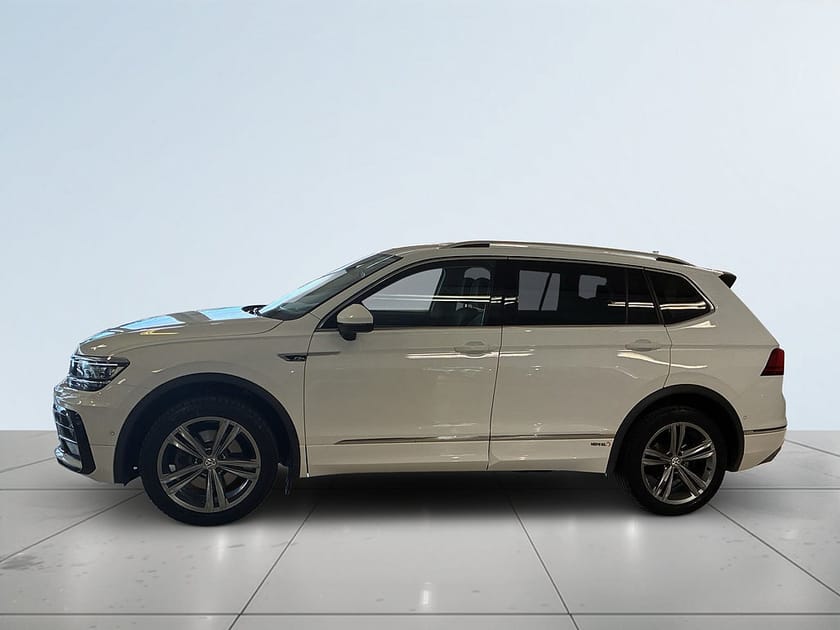 Bild 4 av Volkswagen Tiguan Allspace 7-sätes 7-sits 4M GT R-line Dvärmare Bkamera S&V