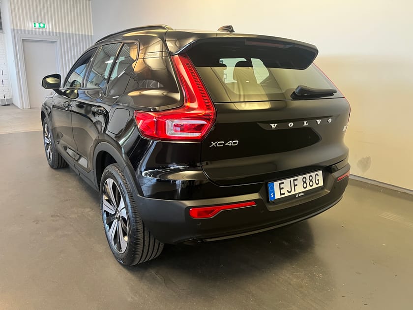 Bild 3 av Volvo XC40 Recharge Single Motor Core Edition/ Backkamera/ Navigation/ 10.000kr Tillbehör/