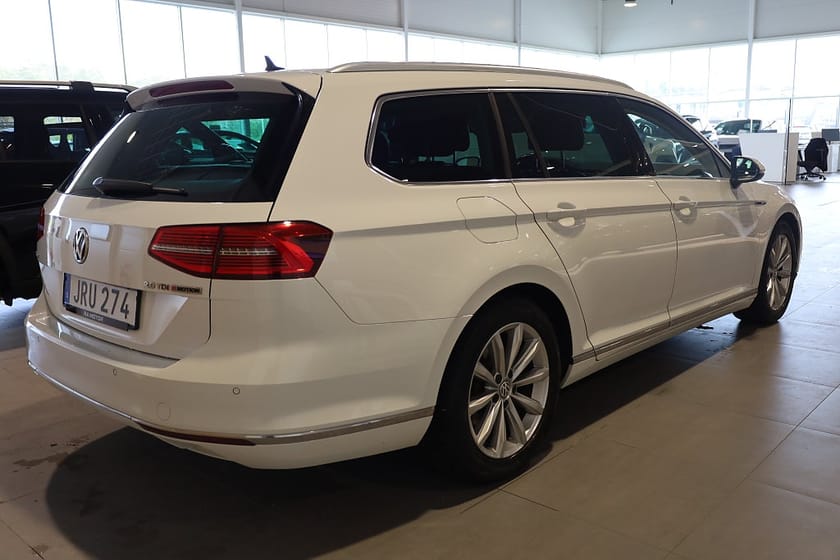 Bild 5 av Volkswagen Passat Sportscombi 2.0 TDI AUT 4M Pano Drag Värmare Kamera
