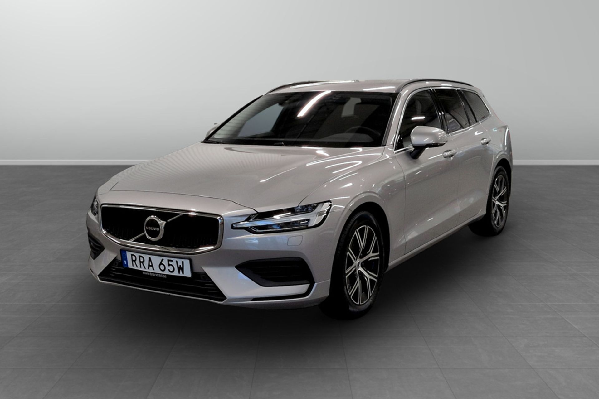 Volvo V60 B4 2024, bild 2/10