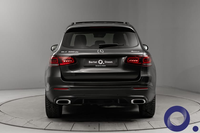 Bilde 3 av Mercedes-Benz GLC 300 de 4MATIC 300de ///AMG | Nattpakke | Hengerfeste