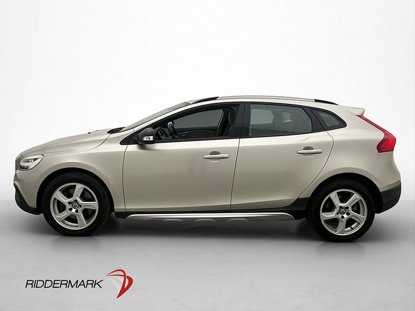 Bild 4 av Volvo V40 Cross Country T3 Kinetic Drag Sensorer Halvskinn