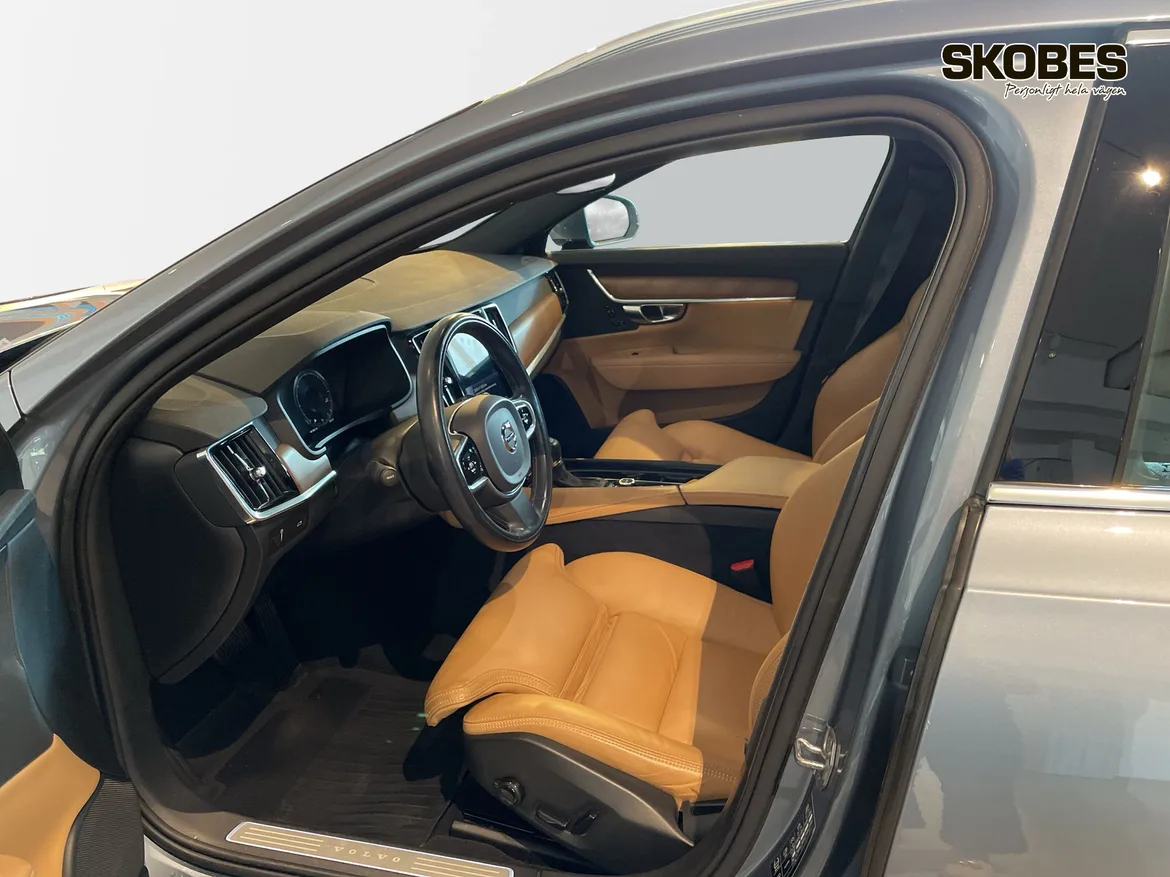 Volvo V90