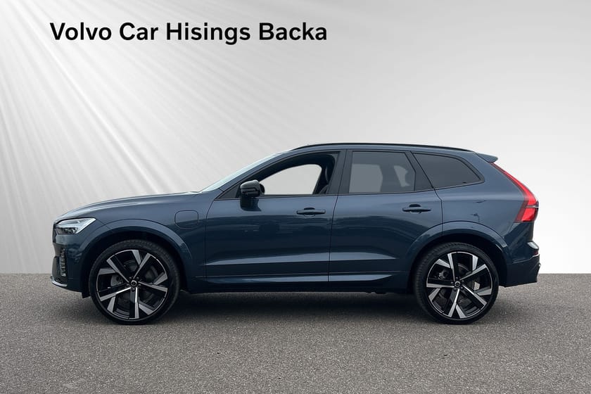 Bild 4 av Volvo XC60 T6 Plus Black Nordic Edition | Drag | H&K | Luftfjädring