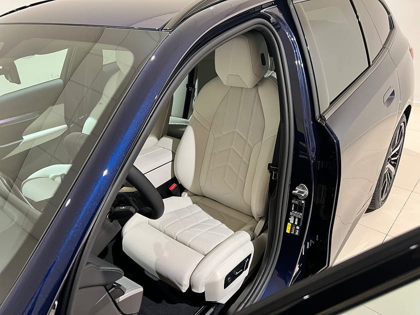 Bild 5 av BMW 530e xDrive Touring xDrive, M-Sport Pro, HK, Drag,  Adpt Fart, Värmare