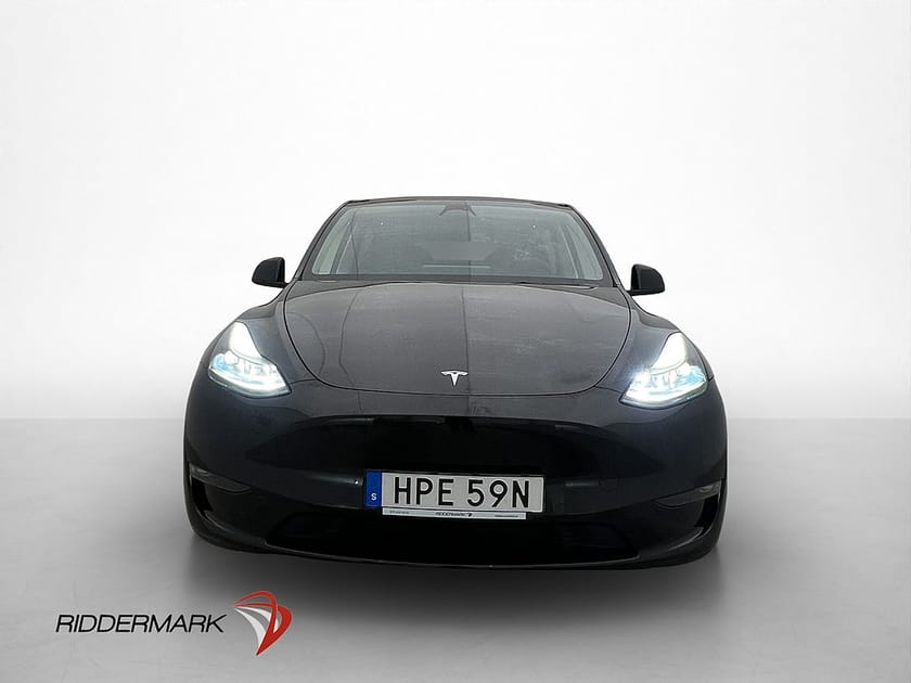 Bild 2 av Tesla Model Y Performance AWD Panorama Kamera Skinnklädsel