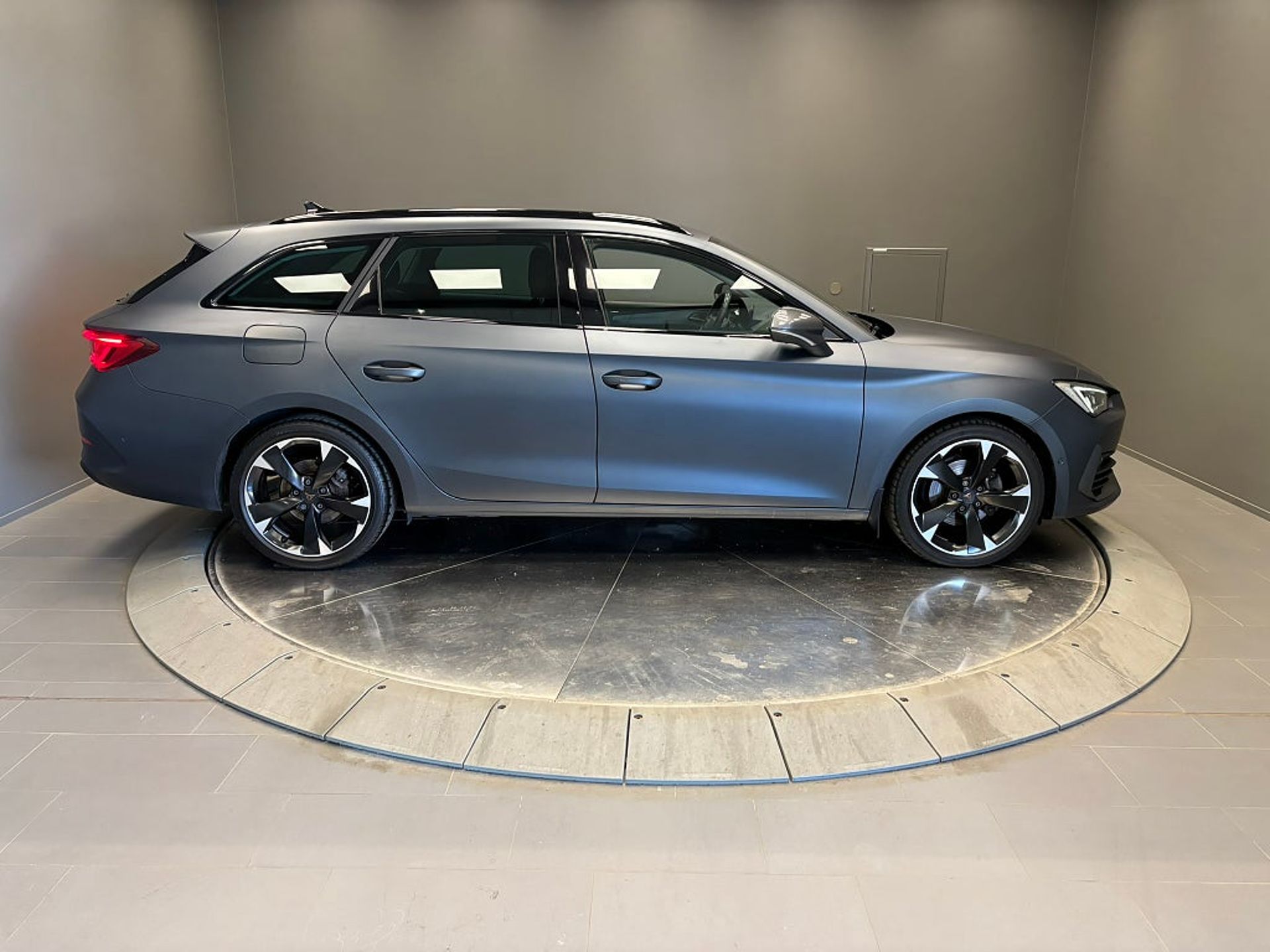 Cupra Leon Sportstourer 1.5 eTSI Euro 6 2023, bild 6/10