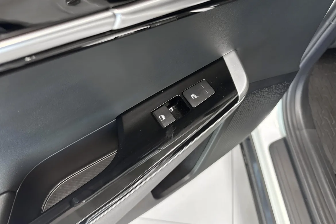 picture of a car