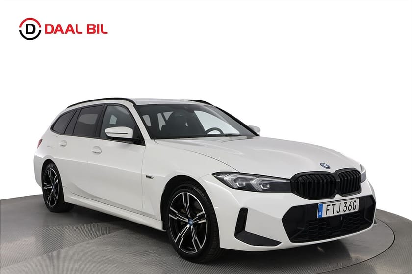 Bild 3 av BMW 330e xDrive Touring 292HK M-SPORT DRAG COCKPIT NAVI HIFI