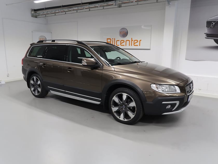 Bild 4 av Volvo XC70 D4 AWD Classic V-Däck ingår Drag-Värmare-Navi-BLIS-Adap