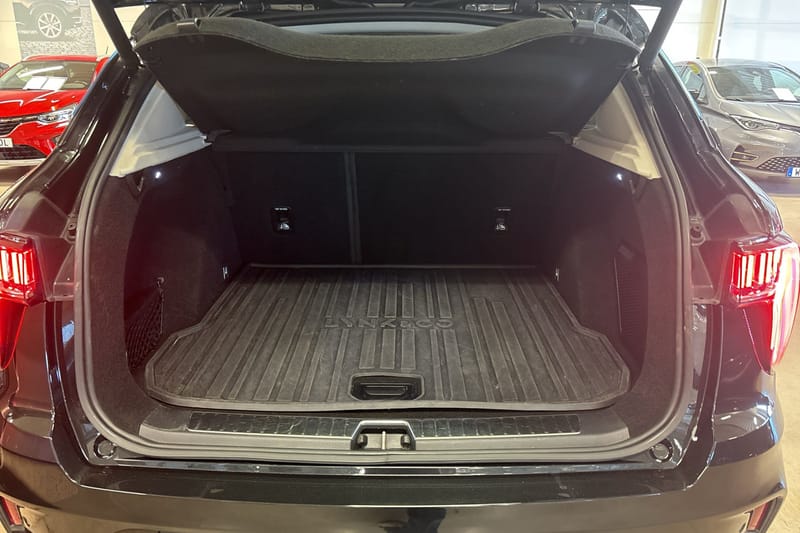 Lynk & Co 01 PHEV