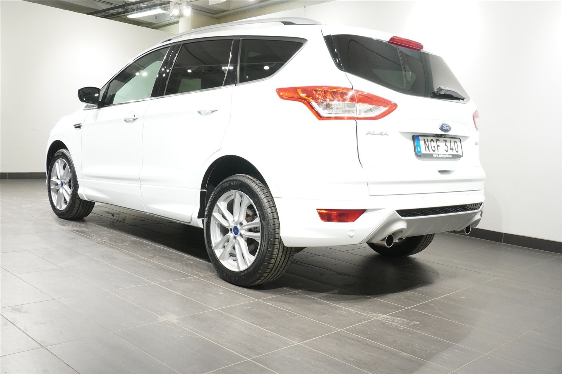 Ford Kuga 1.5T EcoBoost Titanium 2016, bild 5/10