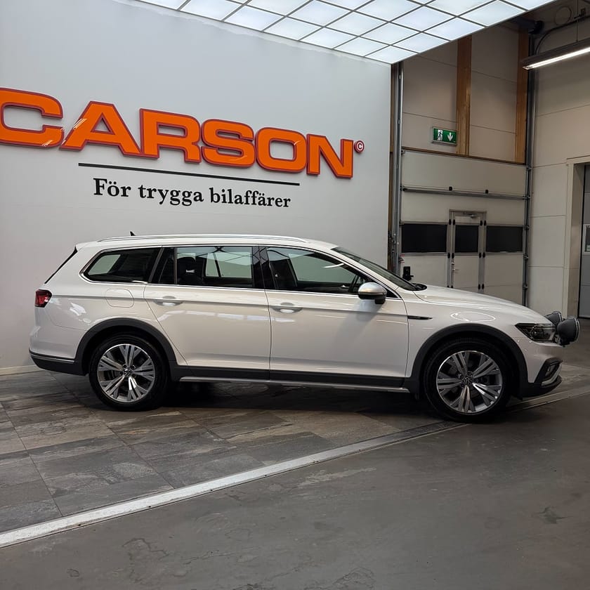 Bild 3 av Volkswagen Passat Alltrack 2.0 TDI 4M Cockpit Carplay Backkamera Drag