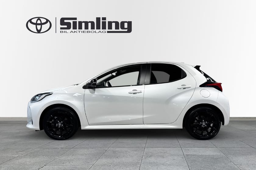 Bild 4 av Toyota Yaris Hybrid 1,5 Style / Vinterhjul