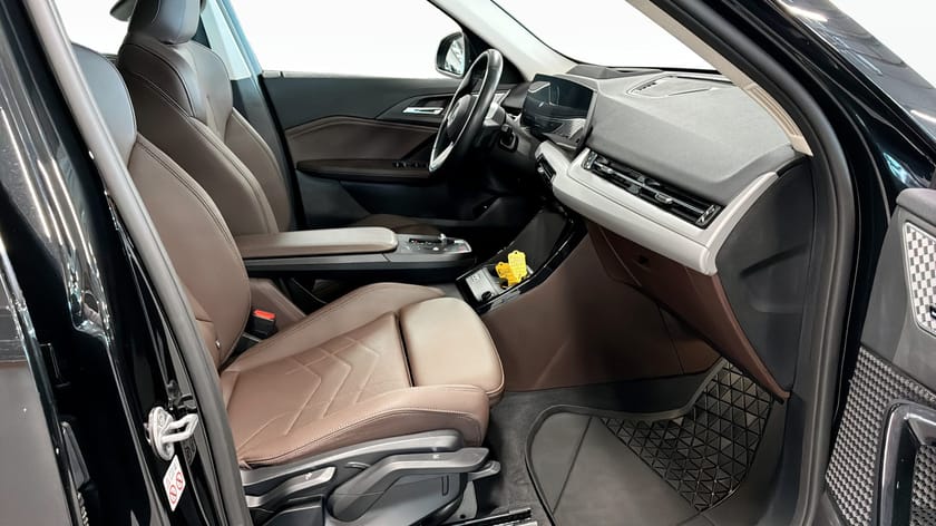 Bild 3 av BMW X1 xDrive25e Driving Assist+ 360° Kamera H/K El Stolar Dragkrok