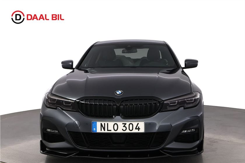Bild 2 av BMW 330e xDrive Sedan 12 kWh 292HK M-SPORT P-VÄRM H/K® 3-ZON