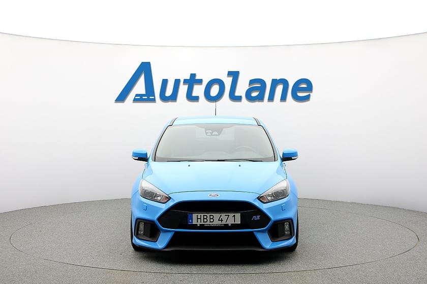 Bild 3 av Ford Focus RS Recaro, Kamera, Keyless, CarPlay, 19", Brembo 350hk