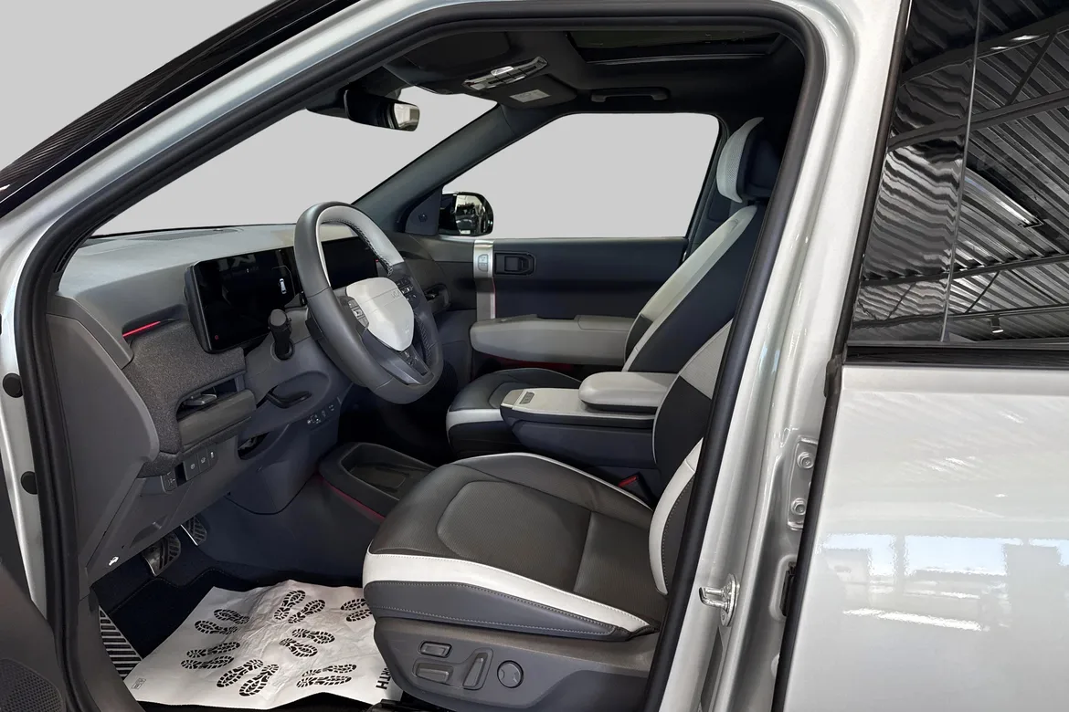 picture of a car