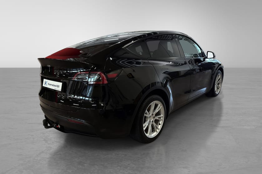 Bilde 5 av Tesla Model Y Long Range AWD Lang AWD/Panoramatak/Krok+++