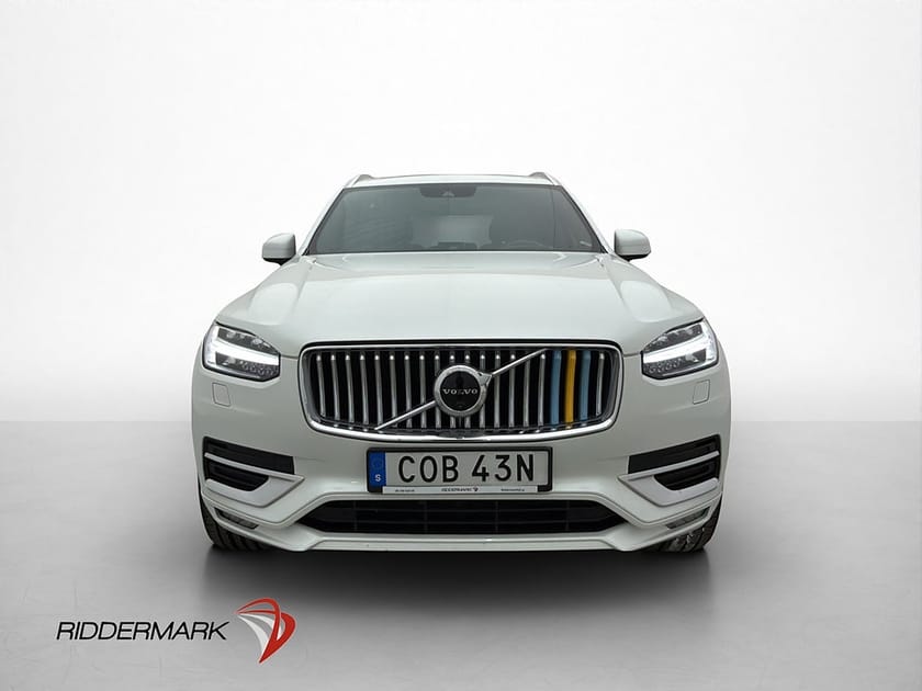 Bild 2 av Volvo XC90 7-seater B5 AWD Inscription 7-Sits Pano B&W Drag